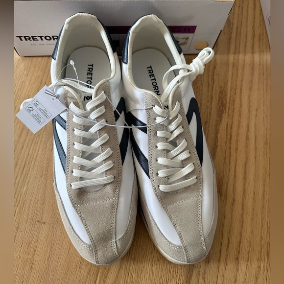 TRETORN shoes 10/11 - Picture 6 of 8